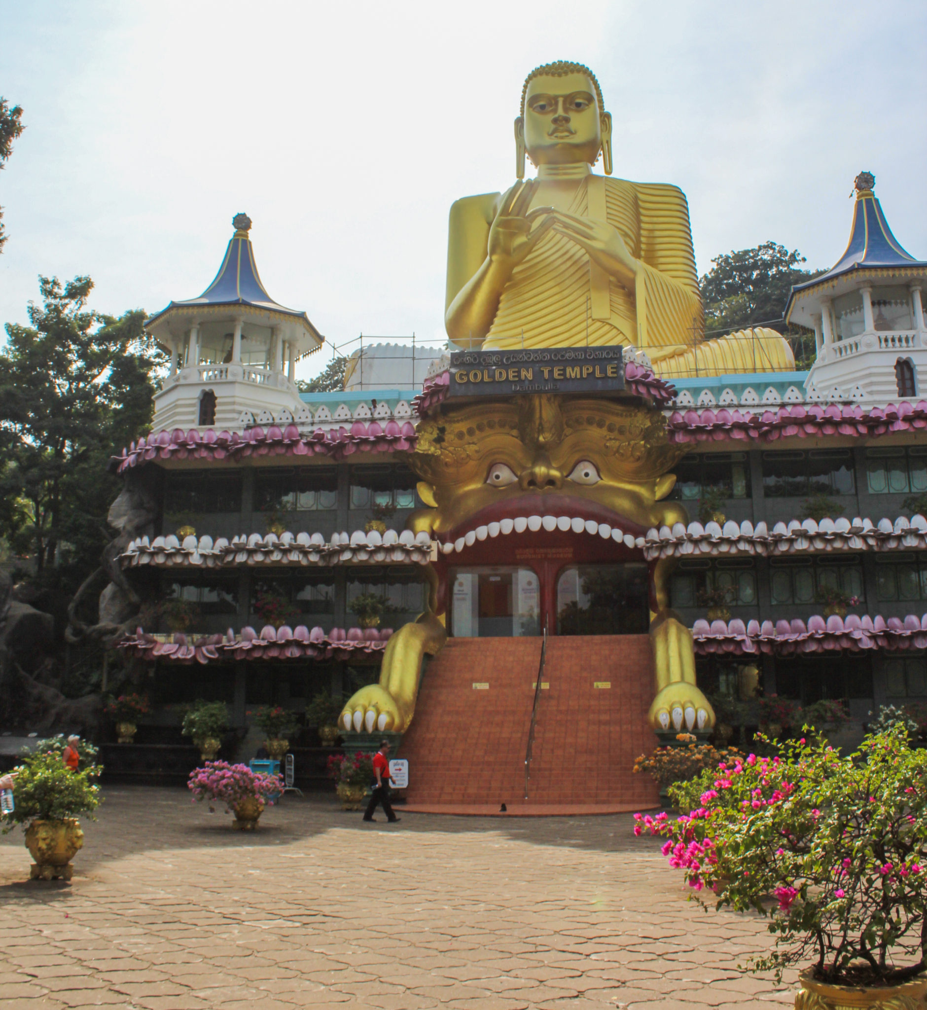 Dambulla Cave Temple